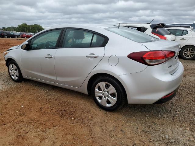 VIN 3KPFK4A72JE170358 2018 KIA Forte, LX no.2