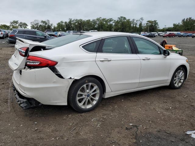 VIN 3FA6P0SU2KR218052 2019 Ford Fusion, Titanium no.3