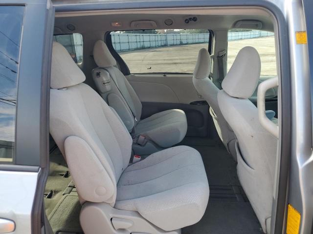 2011 TOYOTA SIENNA LE - 5TDKK3DC1BS137795