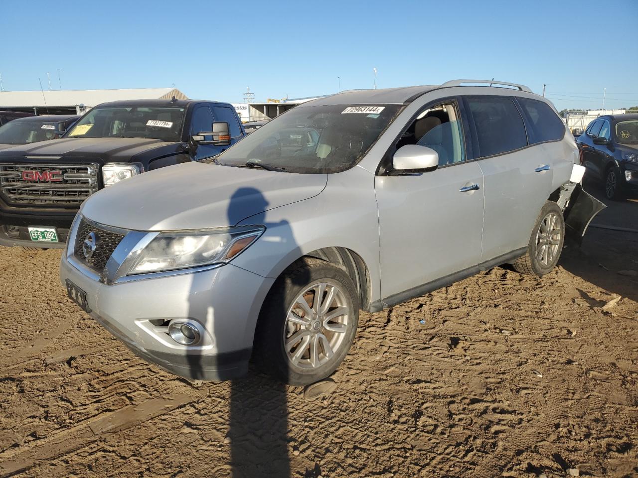 Nissan Pathfinder 2016 Wagon body style