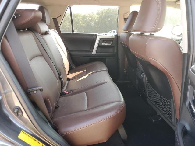 2018 TOYOTA 4RUNNER SR - JTEBU5JR9J5550787