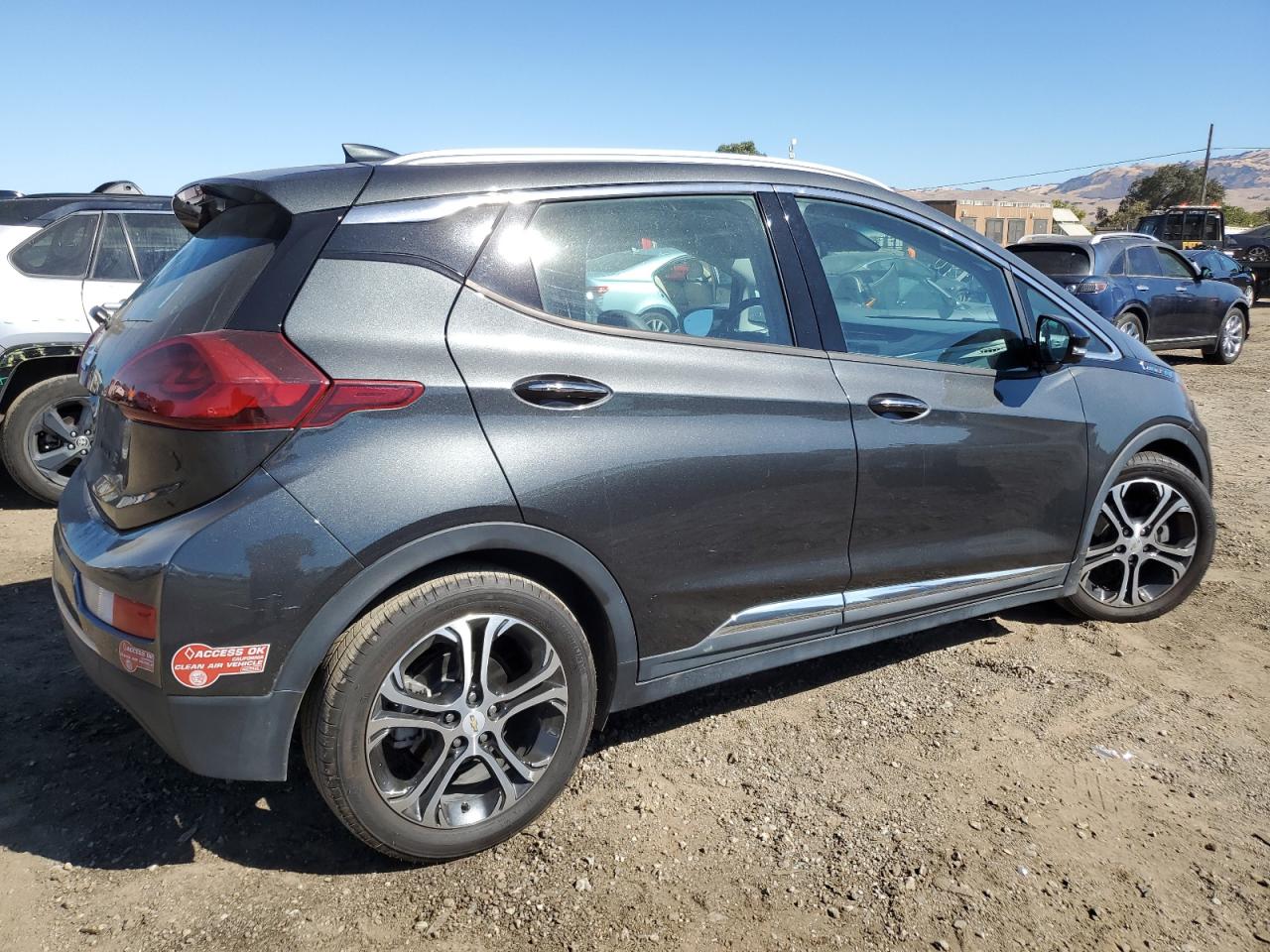 CHEVROLET BOLT EV PR 2018 charcoal  electric 1G1FX6S05J4132504 photo #4