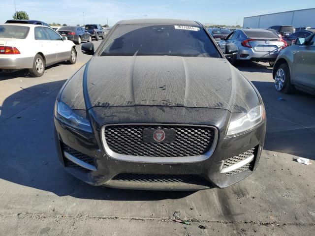 VIN SAJBF4BV3GCY02477 2016 Jaguar XF, R - Sport no.5