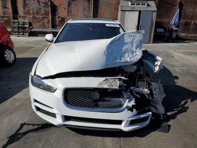 VIN SAJAD4FXXKCP43952 2019 Jaguar XE, Premium no.5