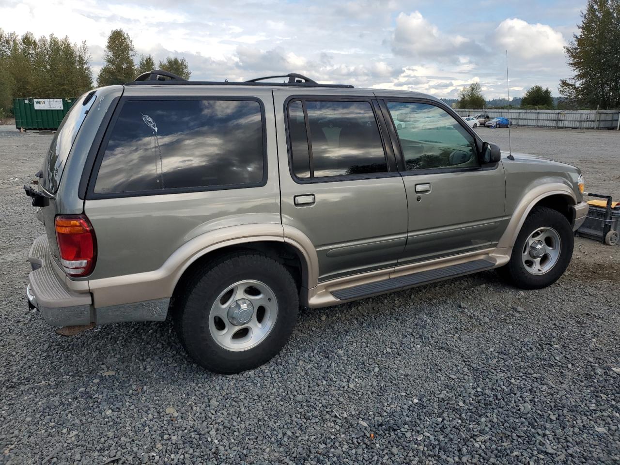 Lot #2952846776 2000 FORD EXPLORER E