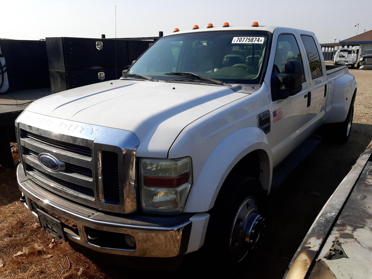 FORD F450 SUPER 2008 white crew pic diesel 1FTXW43R18EC17201 photo #1