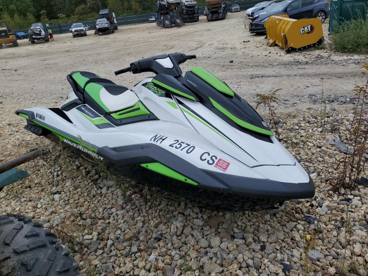 YAMAHA JET SKI 2020 white   YAMA2351A020 photo #1