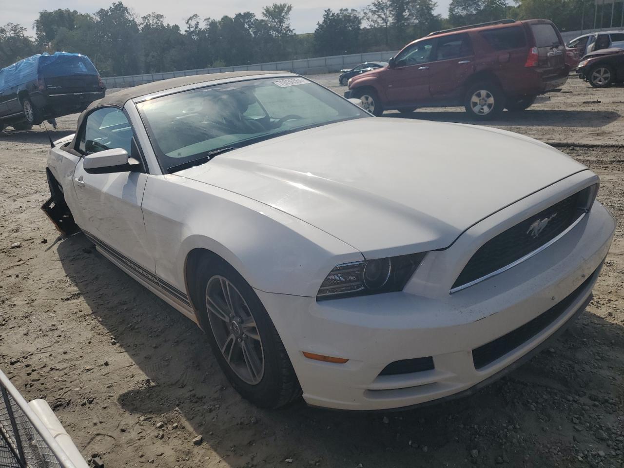 Lot #2935758912 2013 FORD MUSTANG