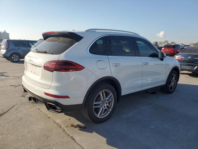 VIN WP1AA2A21GLA06345 2016 PORSCHE CAYENNE no.3