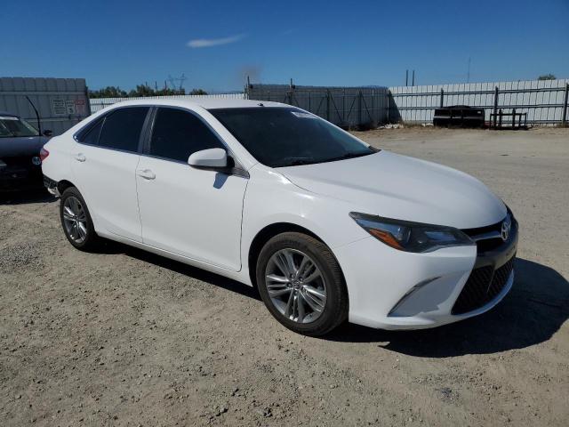 VIN 4T1BF1FK8FU027045 2015 Toyota Camry, LE no.4