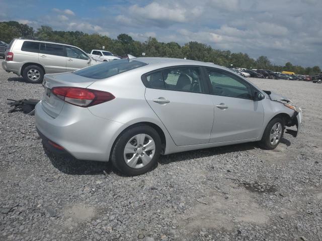 VIN 3KPFK4A74HE123696 2017 KIA Forte, LX no.3