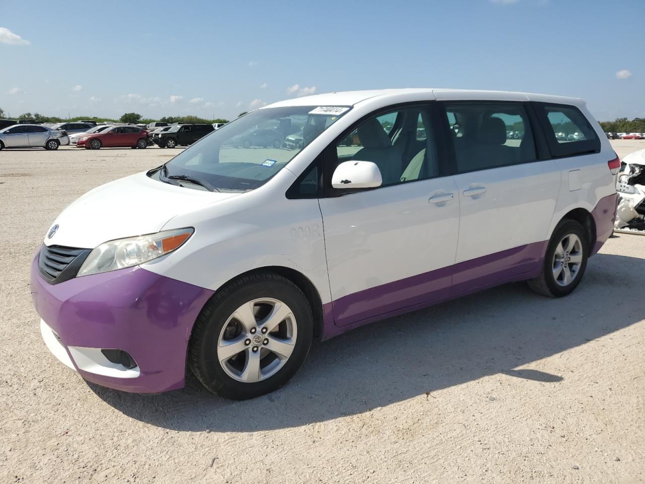 Toyota Sienna 2014 D grade