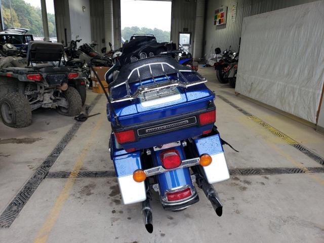 2010 HARLEY-DAVIDSON FLHTCU 1HD1FC41XAB611200