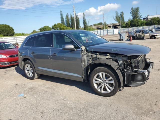 VIN WA1LAAF7XJD027604 2018 Audi Q7, Premium Plus no.4