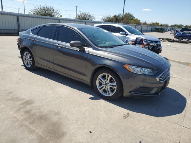 VIN 3FA6P0H7XJR121942 2018 Ford Fusion, SE no.4