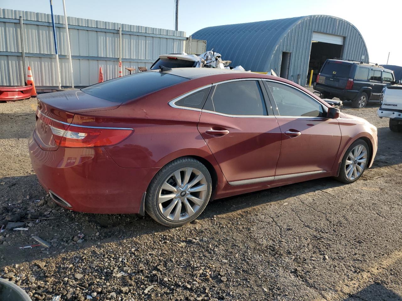 Lot #3006439106 2013 HYUNDAI AZERA GLS