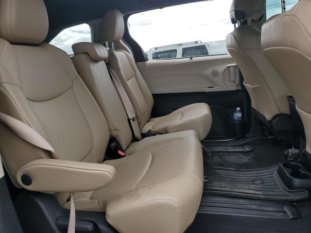 2023 TOYOTA SIENNA XLE - 5TDYRKEC2PS145829