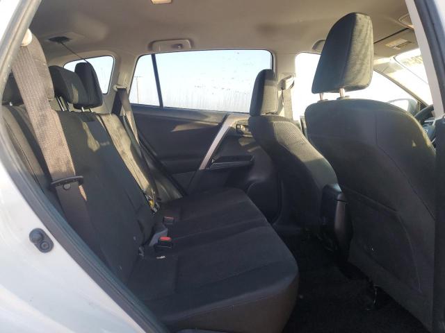 2018 TOYOTA RAV4 LE - JTMZFREV9JJ746019