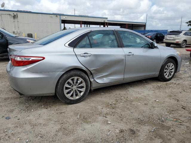 VIN 4T1BF1FK0FU039626 2015 Toyota Camry, LE no.3