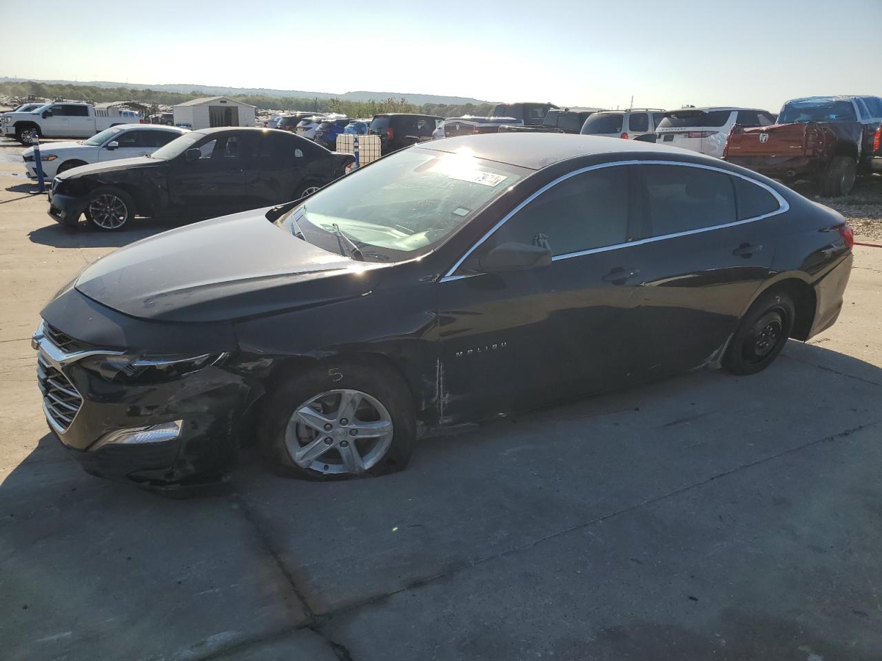 Lot #2940671326 2020 CHEVROLET MALIBU LS