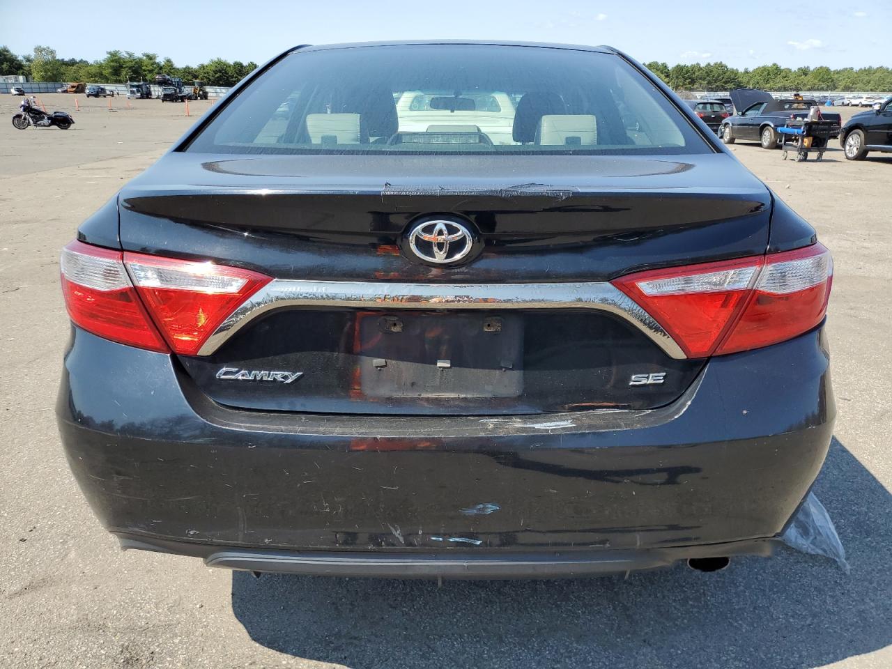 Lot #3027010808 2016 TOYOTA CAMRY LE