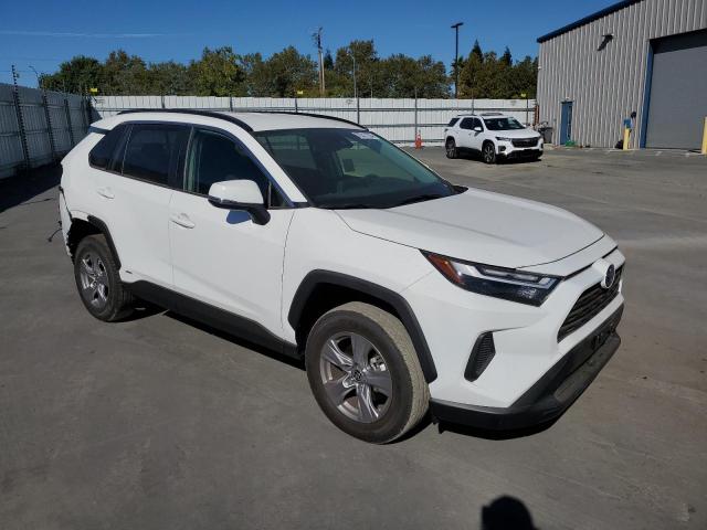 VIN JTMMWRFV9RD235509 2024 Toyota RAV4, LE no.4