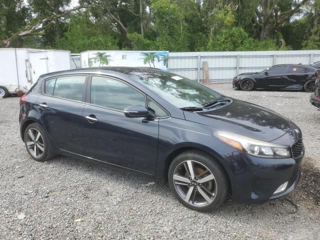 VIN KNAFX5A89H5727057 2017 KIA Forte, EX no.4