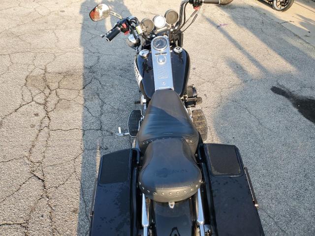 2001 HARLEY-DAVIDSON FLHPI 1HD1FHW1X1Y652367