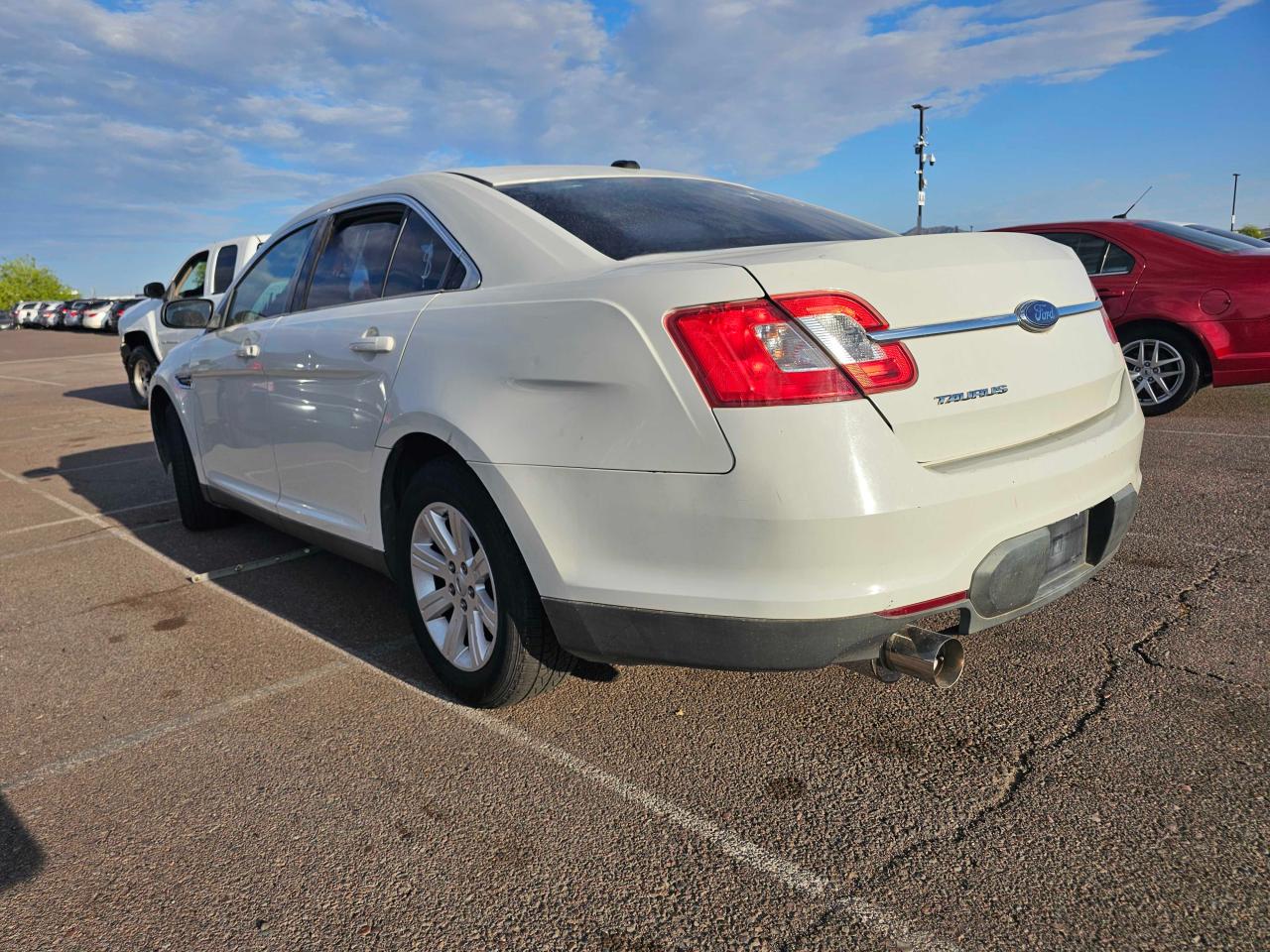 Lot #2825531390 2010 FORD TAURUS SE