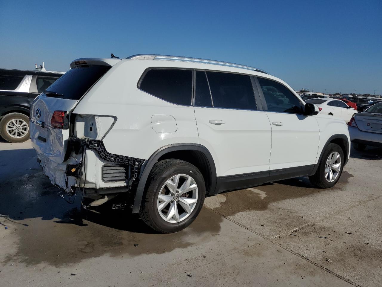 Lot #2953095615 2018 VOLKSWAGEN ATLAS SE