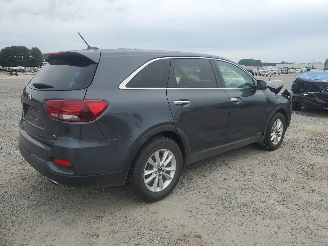 Lot #2936012890 2020 KIA SORENTO S