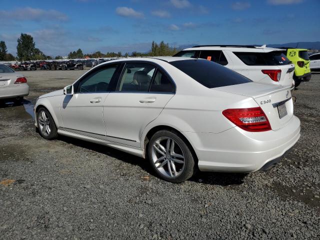 VIN WDDGF8AB9EG236453 2014 Mercedes-Benz C-Class, 3... no.2