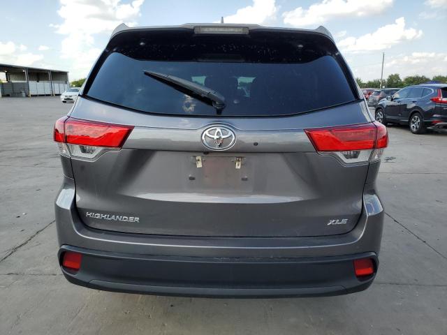 VIN 5TDKZRFH1JS549561 2018 Toyota Highlander, SE no.6