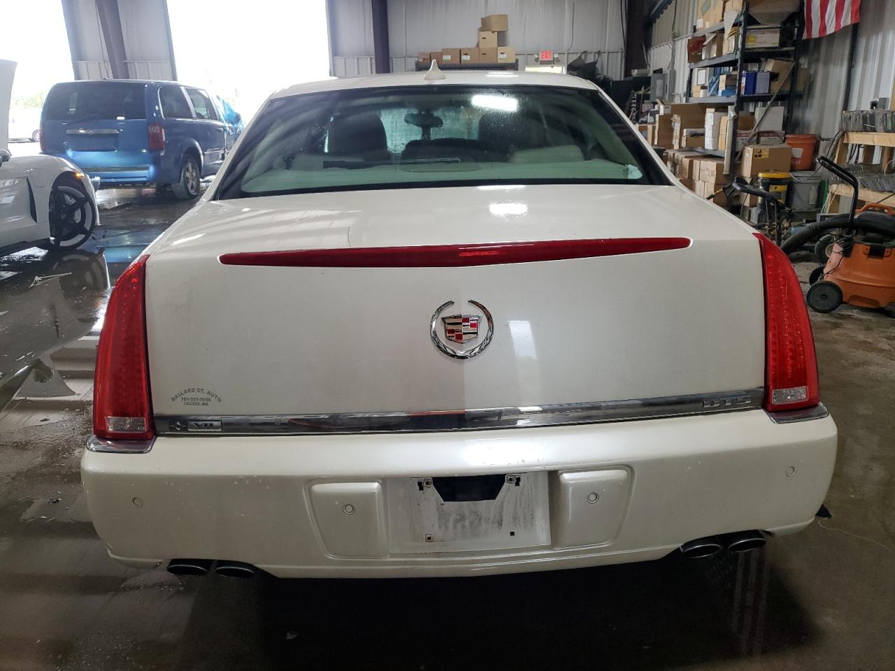 Lot #2926352430 2011 CADILLAC DTS PREMIU