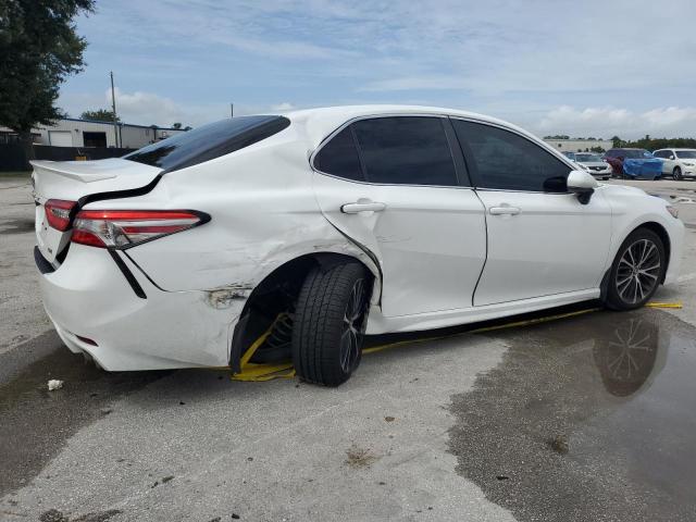 VIN 4T1B11HK8JU644983 2018 Toyota Camry, L no.3