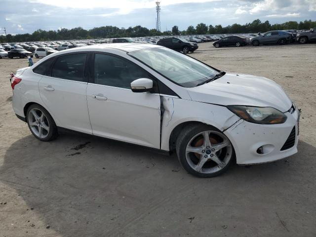 VIN 1FADP3J20EL317271 2014 Ford Focus, Titanium no.4