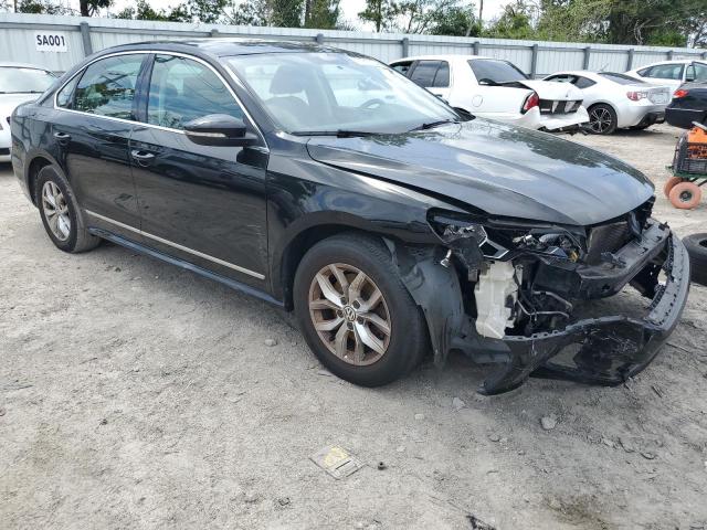 2016 VOLKSWAGEN PASSAT S - 1VWAT7A3XGC010165