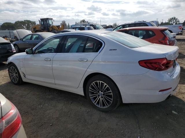 VIN WBAJA9C59JB249462 2018 BMW 5 Series, 530E no.2