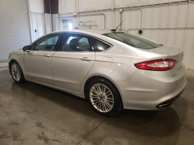 VIN 3FA6P0T9XGR107492 2016 Ford Fusion, SE no.2