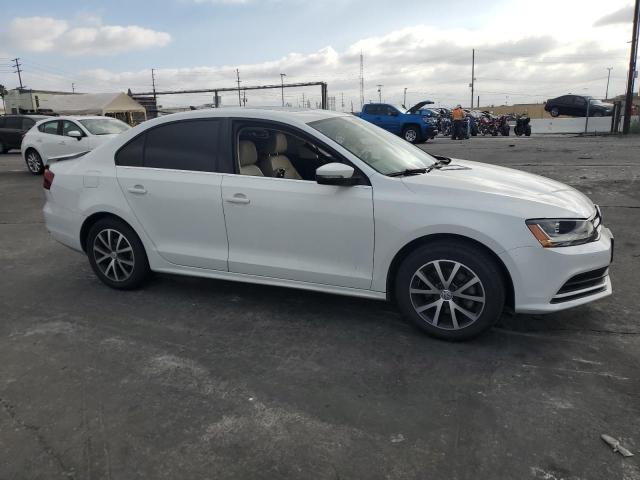 VIN 3VWDB7AJ8HM414578 2017 Volkswagen Jetta, SE no.4