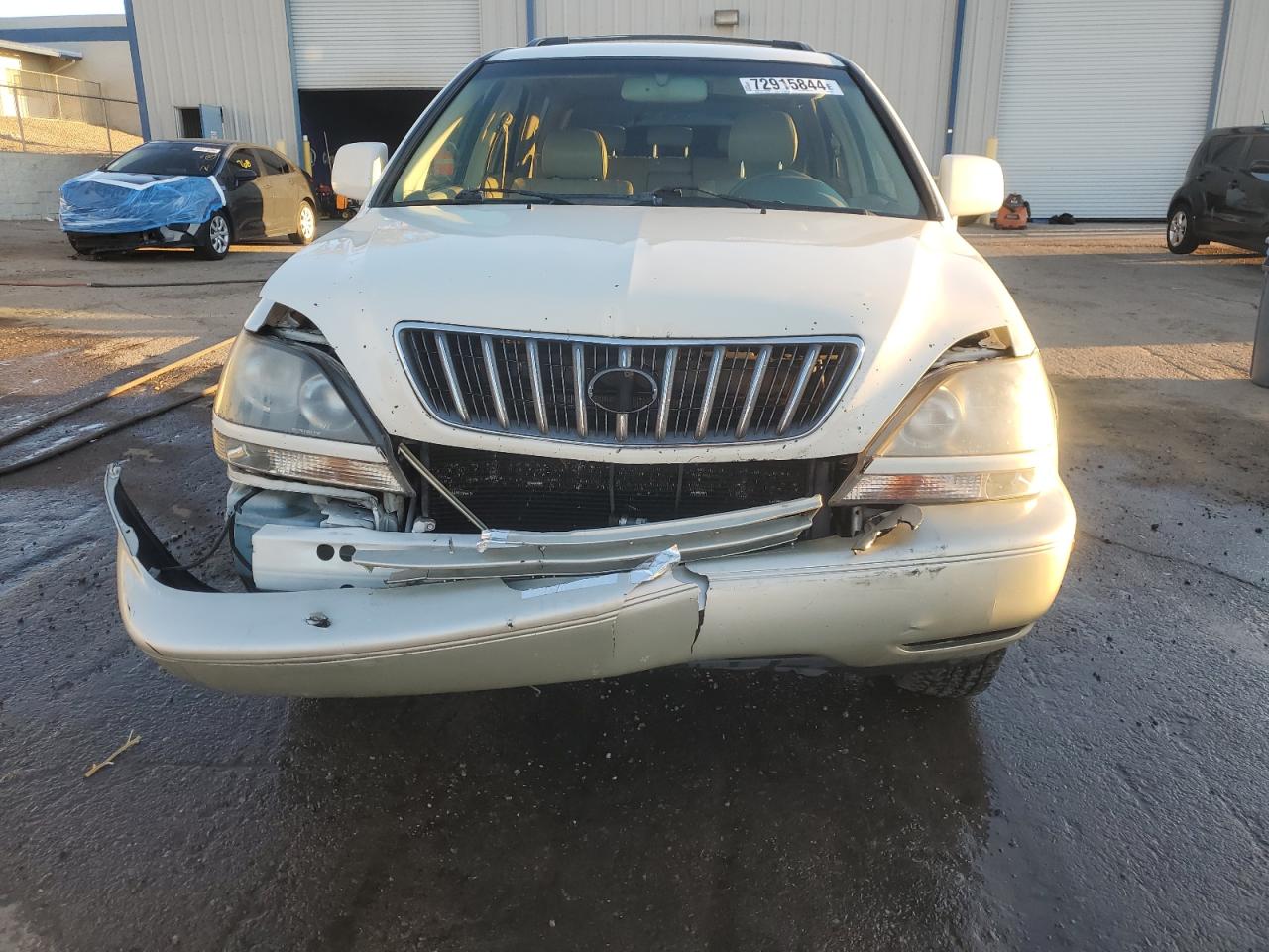 Lot #2862006665 2000 LEXUS RX 300