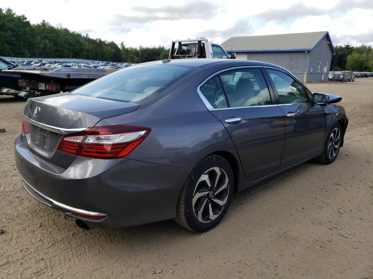 Lot #2962328018 2017 HONDA ACCORD EXL