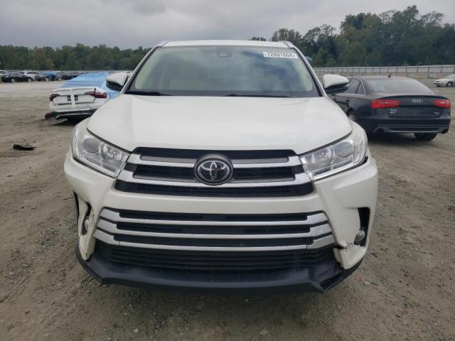 VIN 5TDKZRFH9HS519475 2017 Toyota Highlander, SE no.5