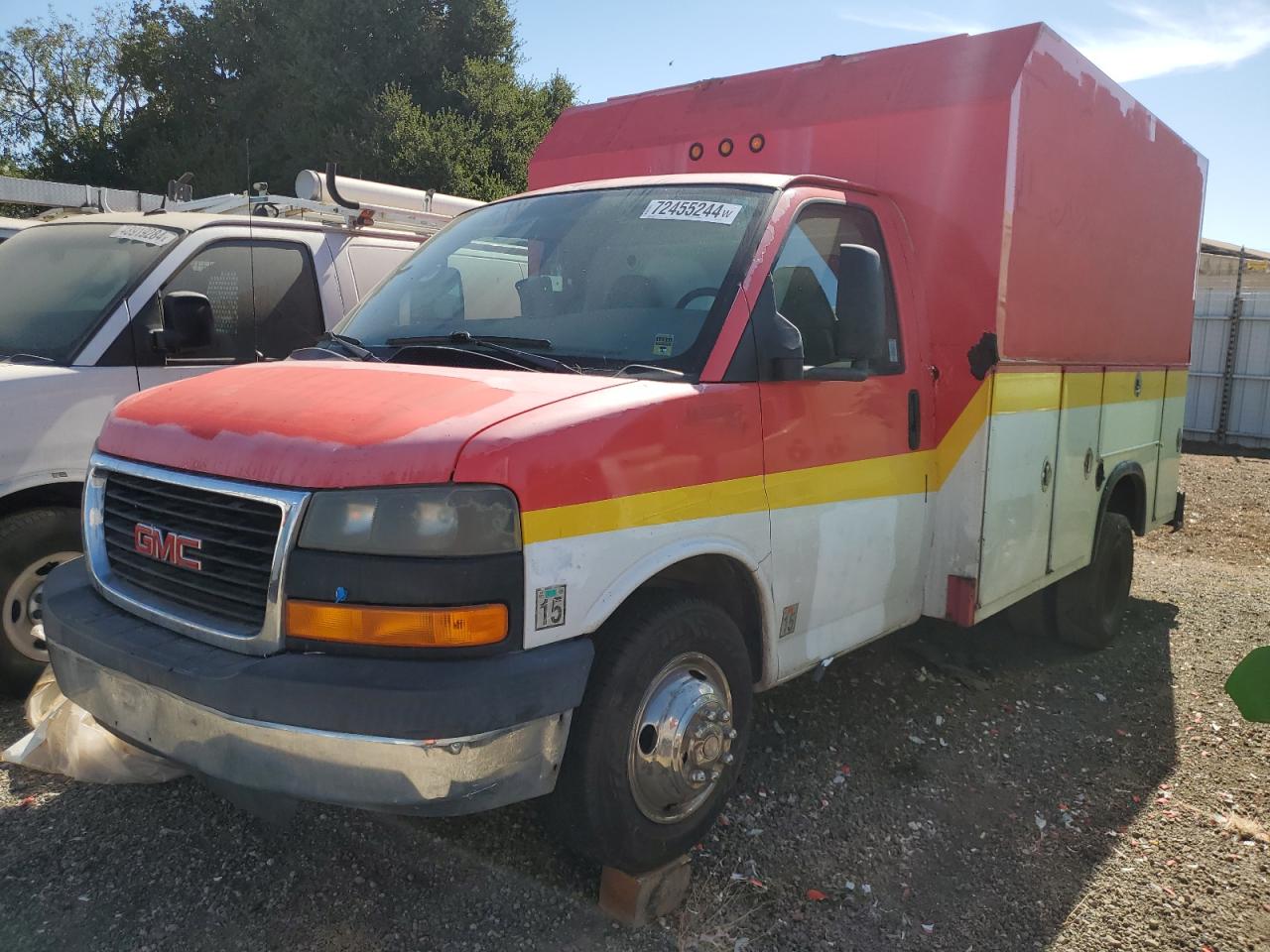 GMC Savana 2005 3500 (1 Ton)