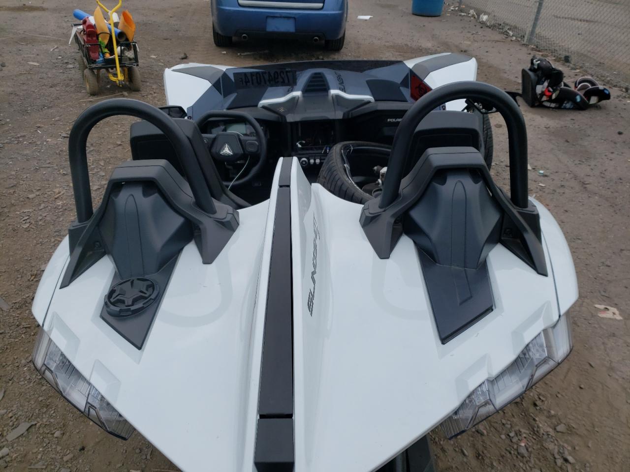 Lot #3048599951 2023 POLARIS SLINGSHOT