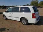 CHRYSLER TOWN & COU photo