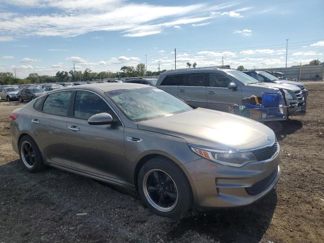 VIN 5XXGT4L30JG188263 2018 KIA Optima, LX no.4