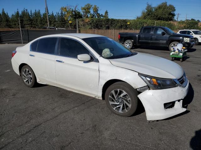 VIN 1HGCR2F52FA064000 2015 Honda Accord, Sport no.4