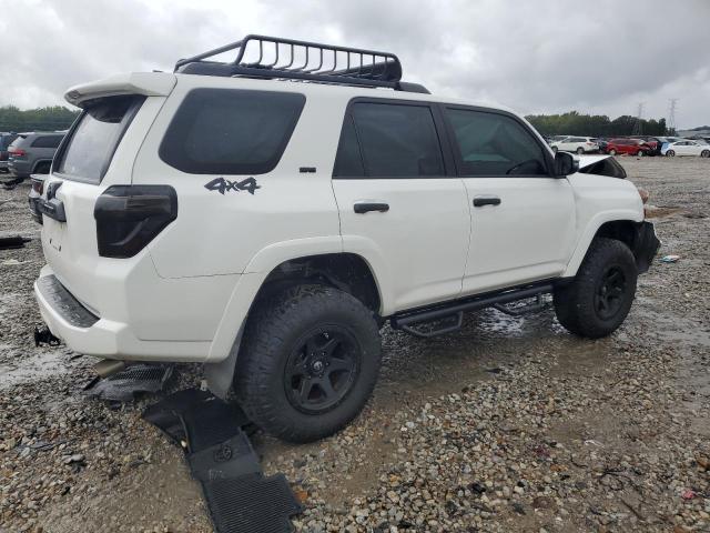 VIN JTEBU5JR6J5594391 2018 Toyota 4runner, Sr5/Sr5... no.3