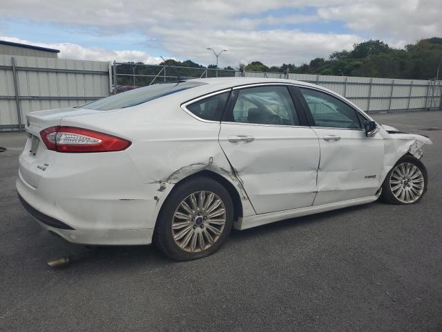 VIN 3FA6P0LU4FR214086 2015 Ford Fusion, Se Hybrid no.3